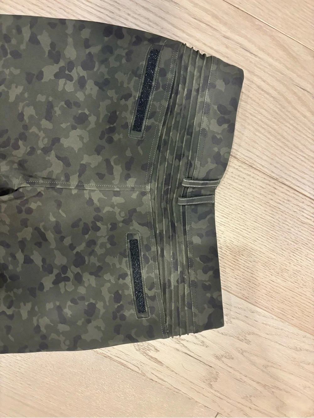 Samshield RARE knee patch camo breeches NWOT - Picture 6 of 6